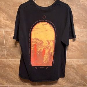 VINTAGE TEE- GRAPHIC DESIGN